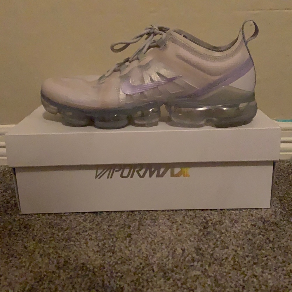 Nike woman’s air vapor max 2019 se